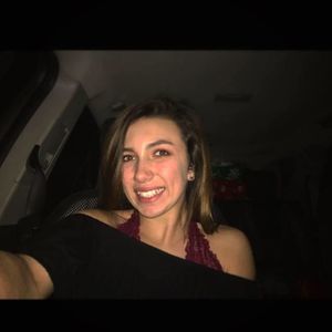 Meet your Posher, Alexis